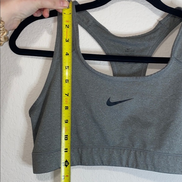 🎱Nike Grey Sports Bra! - Picture 4 of 6